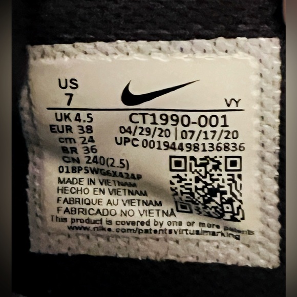 COPY - Nike Air Force 1 07 LX Sisterhood Black Metallic Gold  - Women’s 7 - CT1… - Picture 3 of 13